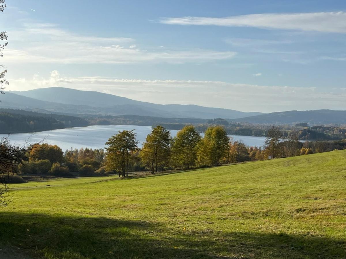 Chata Pod Houbovym Vrchem 2 Horní Planá Buitenkant foto