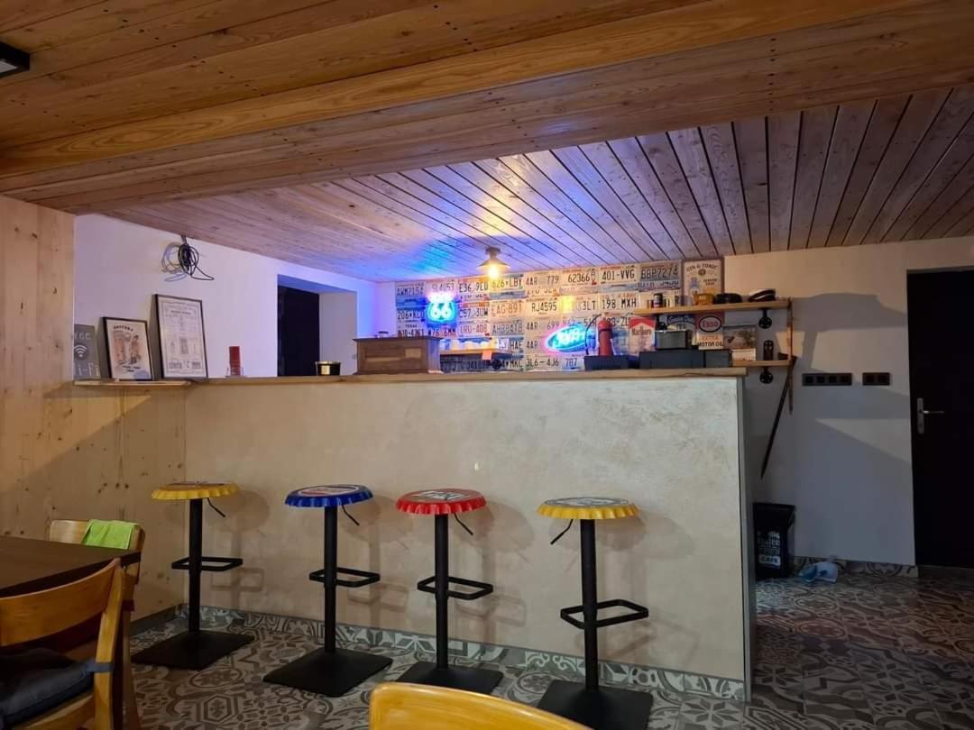 Chata Pod Houbovym Vrchem 2 Horní Planá Buitenkant foto